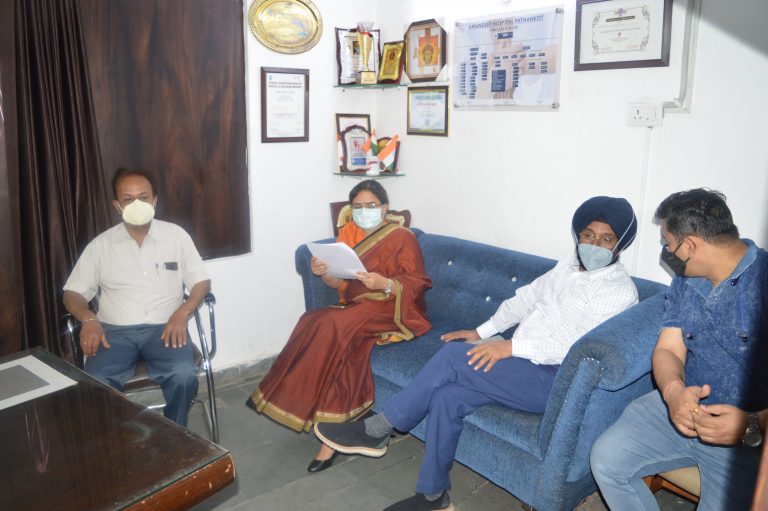 ਜਿਲ੍ਹਾ ਪ੍ਰਸਾਸਨ ਵੱਲੋਂ ਅੱਜ ਕੋਵਿਡ ਦੇ ਚਲਦਿਆਂ ਅਮਨਦੀਪ ਹਸਪਤਾਲ ਦੇ ਰਿਕਾਰਡ ਦੀ ਕੀਤੀ ਚੈਕਿੰਗ, ਸਭ ਠੀਕ ਪਾਇਆ ਗਿਆ |