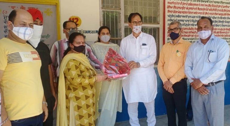 ਮੁੱਖ ਮੰਤਰੀ ਵੱਲੋਂ ਕੋਰੋਨਾ ਨਾਲ ਲੜਣ ਲਈ ਮਿਸ਼ਨ ਫਤਹਿ 2.0 ਤਹਿਤ ਨੌਜਵਾਨ ਵਲੰਟੀਅਰਾਂ ਦੀ ਸ਼ਮੂਲੀਅਤ ਵਾਲੀ ਨਿਵੇਕਲੀ ਪਹਿਲਕਦਮੀ ਸ਼ੁਰੂ |