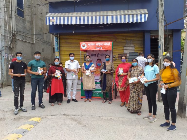 जागरूकता से ही पा सकते हैं कोरोना पर विजय: नीति तलवाड़।