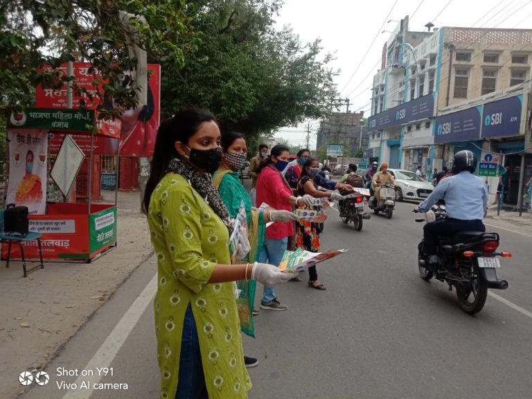 कोरोना महामारी को रोकने में मास्क साबित हो रहा है पहली ढाल: नीति तलवाड़।