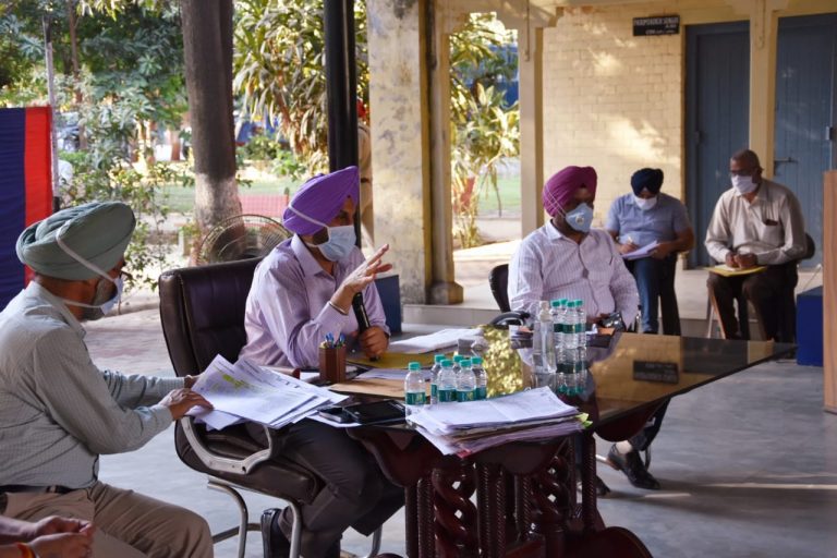 कोविड -19 प्रोटोकाल की सख़्ती से पालना को यकीनी बनाया जाये -पुलिस कमिश्नर |