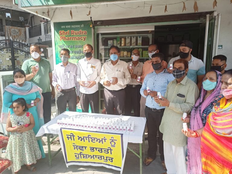 जिले में 4 जगहों पर निशुल्क मिलेगी आयुष-64 दवाई: वी. के. भारदवाज।