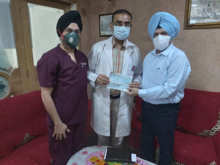 डिप्टी कमिश्नर ने 4 साल की बच्ची के इलाज के लिए पीडित परिवार का थामा हाथ |