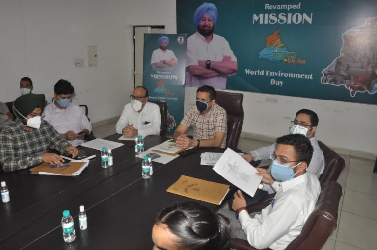 मुख्यमंत्री ने मेयर और डिप्टी कमिश्नर के साथ जालंधर निवासियों को समर्पित किये दो मेगा प्राजैक्ट |