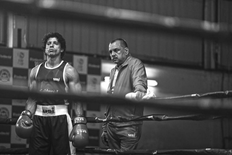 पंजाब  के वर्चुअल टूर पर पहुंची ‘तूफान’ की टीम- फरहान अख्तर ,मृणाल ठाकुर,  ठाकुर ओम प्रकाश मेहरा हुए रुबरु पंजाब के स्‍थानीय मीडिया से और इस से जुड़े अनुभवों साँझा किया