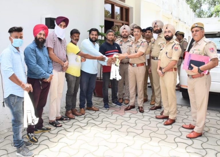 सेवा परमो धर्म सैकरेड सोसायटी का ऐक्सीडैंट से बचाने हेतु प्रयास सराहनीय: एस.एस.पी. नवजोत माहल।