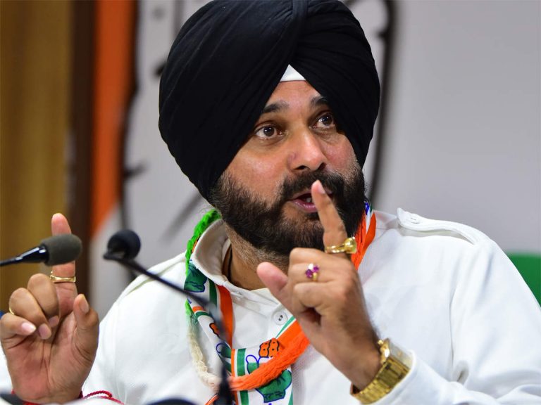 नवजोत सिद्धू बने पंजाब कांग्रेस अध्यक्ष