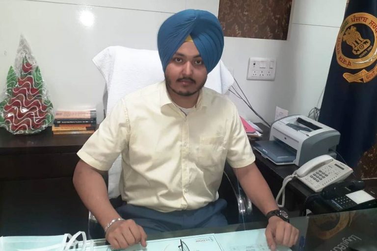 ਬਿਨ੍ਹਾਂ ਹਾਈ ਸਿਕਉਰਟੀ ਨੰਬਰ ਪਲੇਟਾਂ ਦੇ ਵਾਹਨ ਚਲਾਉਂਣ ਤੇ ਹੋਵੇਗੀ ਕਾਰਵਾਈ-ਗੁਰਸਿਮਰਨ ਸਿੰਘ ਢਿਲੋਂ