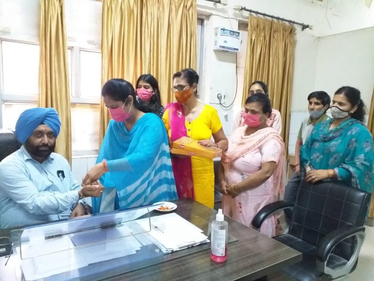 डाक्टरों ने भाई बन कर की कोविड-19 से मरीजों की रक्षा : नीति तलवाड़।