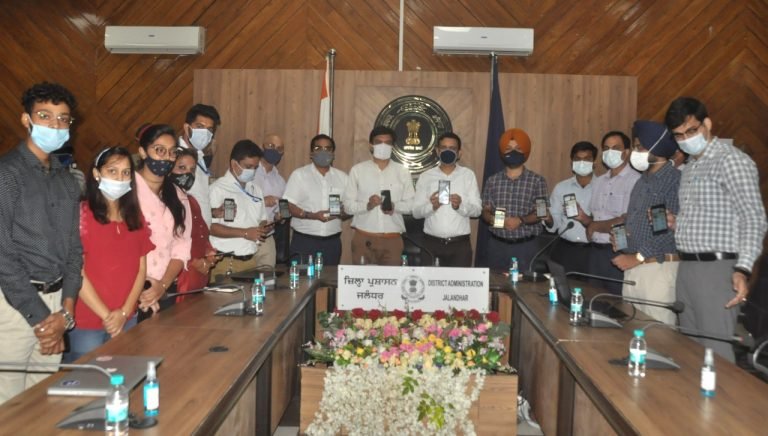जालंधर सेवक – ज़िला प्रशासन की तरफ से जालंधर की सिवल सोसायटी को सम्मानित करने के लिए एक पहल
