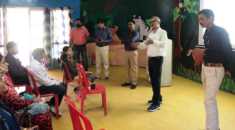 नेशनल अचीवमेंट सर्वेक्षण की तैयारी के तौर पर निजी स्कूलों के अध्यापकों के प्रशिक्षण सैमीनार