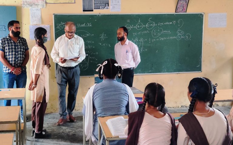 ਜਿਲ੍ਹਾ ਸਿੱਖਿਆ ਅਫਸਰ ਵੱਲੋਂ ਨੈਸ ਸਬੰਧੀ ਸਕੂਲਾਂ ਦੇ ਪ੍ਰੇਰਨਾਦਾਇਕ ਦੌਰੇ।