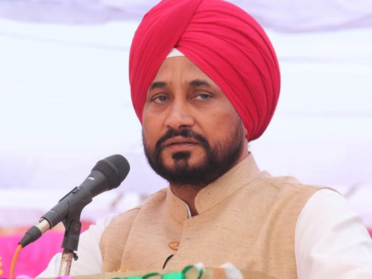 पंजाब: चरणजीत सिंह चन्नी होंगे मुख्यमंत्री पद के लिए अगला चुनाव; कैप्टन अमरिंदर ने दी शुभकामनाएं