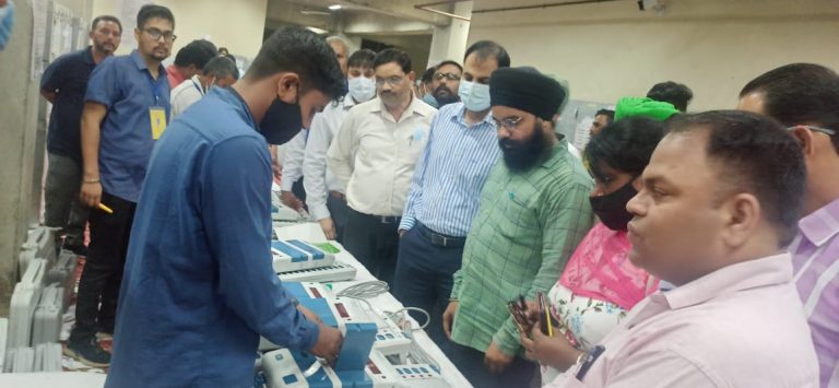 ਜਲੰਧਰ ਵਿਖੇ ਵੋਟਿੰਗ ਮਸ਼ੀਨਾਂ ਦੀ ਫਸਟ ਲੈਵਲ ਚੈਕਿੰਗ ਦਾ ਕੰਮ ਸ਼ੁਰੂ