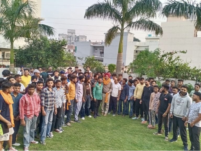 जालंधर के युवा मिले एस.एस. सोढी से, सैकड़ों युवाओं ने मिल कर करवाया उम्मीद समारोह