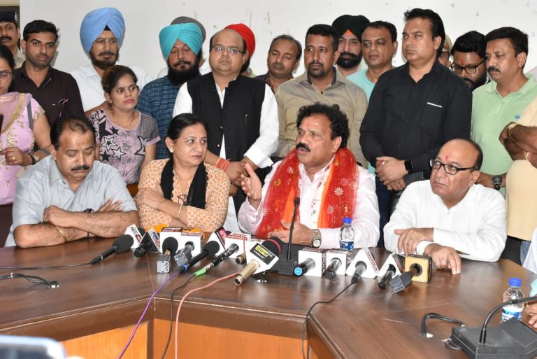 ਇਸ ਮਹੀਨੇ ਕਰੀਬ 10,000 ਸਫਾਈ ਸੇਵਕ ਰੈਗੂਲਰ ਕੀਤੇ ਜਾਣਗੇ : ਰਾਜ ਕੁਮਾਰ ਵੇਰਕਾ