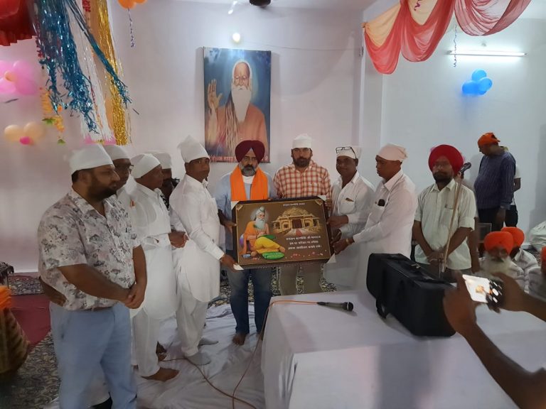भगवान वाल्मीकि जी की शिक्षाओं से सीध ले कर आदर्श समाज की सृजन करने में योगदान डाले युवा: परगट सिंह