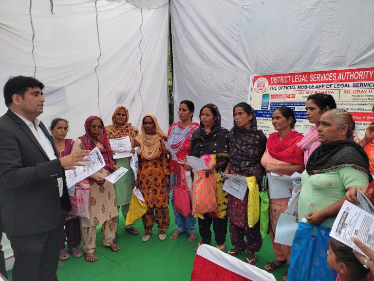 ਸਲਾਨਾ ਤਿੰਨ ਲੱਖ ਤੋਂ ਘੱਟ ਆਮਦਨ ਵਾਲਾ ਕੋਈ ਵੀ ਯੋਗ ਵਿਅਕਤੀ ਪ੍ਰਾਪਤ ਕਰ ਸਕਦਾ ਮੁਫ਼ਤ ਕਾਨੂੰਨੀ ਸੇਵਾਵਾਂ- ਸਕੱਤਰ ਜ਼ਿਲਾ ਕਾਨੂੰਨੀ