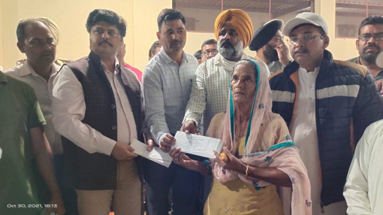 ਕੈਬਨਿਟ ਮੰਤਰੀ ਪਰਗਟ ਸਿੰਘ ਨੇ ‘ਸਾਰਿਆਂ ਲਈ ਘਰ’ ਸਕੀਮ ਤਹਿਤ 63 ਲਾਭਪਾਤਰੀਆਂ ਨੂੰ 77.65 ਲੱਖ ਰੁਪਏ ਦੀ ਰਾਸ਼ੀ ਵੰਡੀ