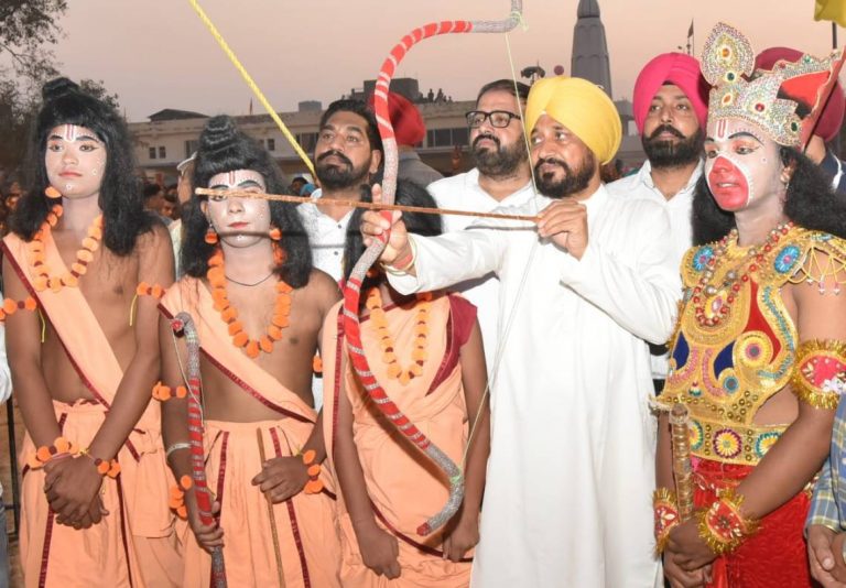 ਮੁੱਖ ਮੰਤਰੀ ਵੱਲੋਂ ਸ੍ਰੀ ਚਮਕੌਰ ਸਾਹਿਬ ਅਤੇ ਮੋਰਿੰਡਾ ਲਈ ਵੱਖ-ਵੱਖ ਵਿਕਾਸ ਪ੍ਰਾਜੈਕਟਾਂ ਦਾ ਐਲਾਨ