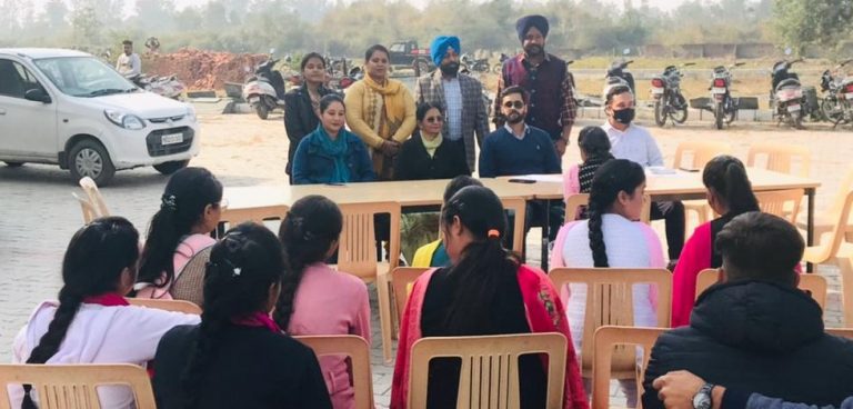 ਘਰ-ਘਰ ਰੋਜਗਾਰ ਮੁਹਿੰਮ ਤਹਿਤ ਲਗਾਇਆ ਗਿਆ ਰੋਜਗਾਰ ਕੈਂਪ:-ਜਿਲ੍ਰਾ ਰੋਜਗਾਰ ਅਫਸਰ।