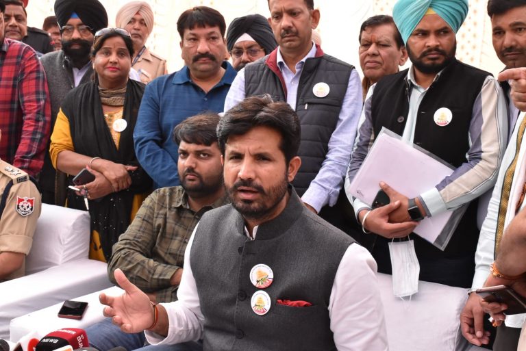 OPEN CRITICISM INTEGRAL TO DEMOCRATIC CONGRESS SETUP, SAYS RAJA WARRING REITERATING THAT UNDER CM CHANNI AND SIDHU, CONGRESS WILL SURPASS 80 MLA RECORD FIGURE IN 2022