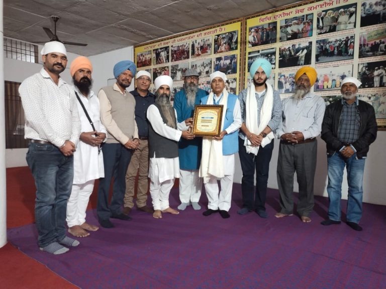 ਐਨ.ਆਰ.ਆਈ. ਸਭਾ ਯੂ.ਕੇ. ਦੇ ਪ੍ਰਧਾਨ ਸਰਬੱਤ ਭਲਾ ਆਸ਼ਰਮ ਵਿਖੇ ਹੋਏ ਨਤਮਸਤਕ