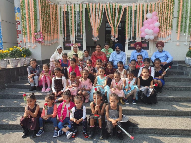 Pargat celebrates Diwali in a unique manner