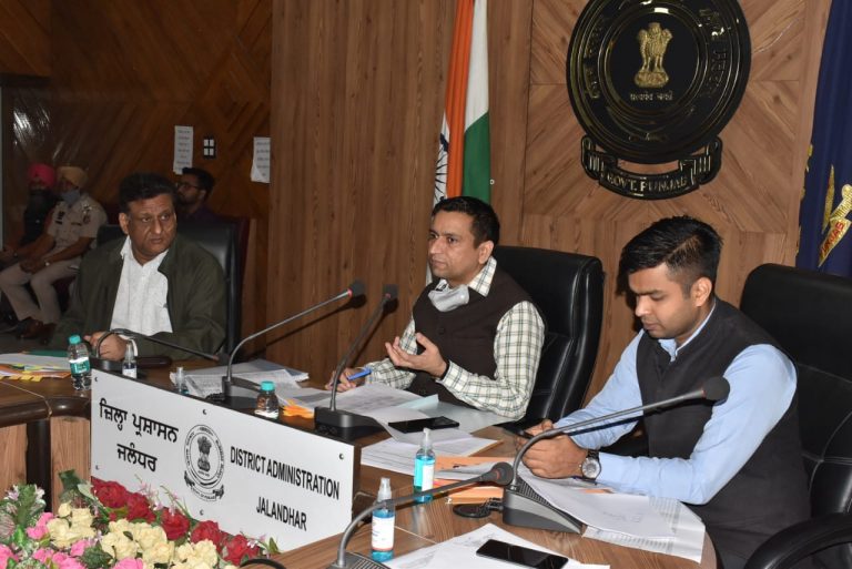 राज्य सरकार की लोक जन-कल्याणकारी स्कीमों को लागू करने में अव्वल दर्जे को बरकरार रखा जाये – डिप्टी कमिश्नर