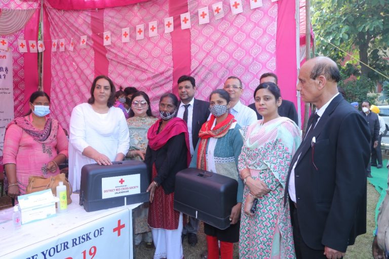 ਲਾਭਪਾਤਰੀਆਂ ਨੂੰ ਮੌਕੇ ‘ਤੇ ਸਰਕਾਰੀ ਸਕੀਮਾਂ ਦਾ ਲਾਭ ਪਹੁੰਚਾਉਣ ਲਈ ਜ਼ਿਲ੍ਹਾ ਕਾਨੂੰਨੀ ਸੇਵਾਵਾਂ ਅਥਾਰਟੀ ਨੇ ਲਗਾਇਆ ਲੀਗਲ ਏਡ ਕੈਂਪ