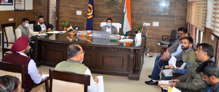 ਡਿਸਟਿ੍ਰਕ ਸਕਿੱਲ ਕਮੇਟੀ ਅਧੀਨ ਜਿਲ੍ਹੇ ਅੰਦਰ ਪੈਦਾ ਕੀਤੇ ਜਾਣਗੇ ਬੇਰੋਜਗਾਰ ਨੋਜਵਾਨਾਂ ਲਈ ਰੋਜਗਾਰ ਦੇ ਮੋਕੇ – ਡਿਪਟੀ ਕਮਿਸਨਰ