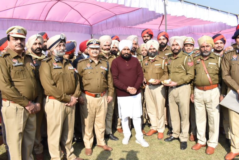 मुख्यमंत्री द्वारा पंजाब पुलिस के जवानों के लिए नये साल पर तोहफ़ा