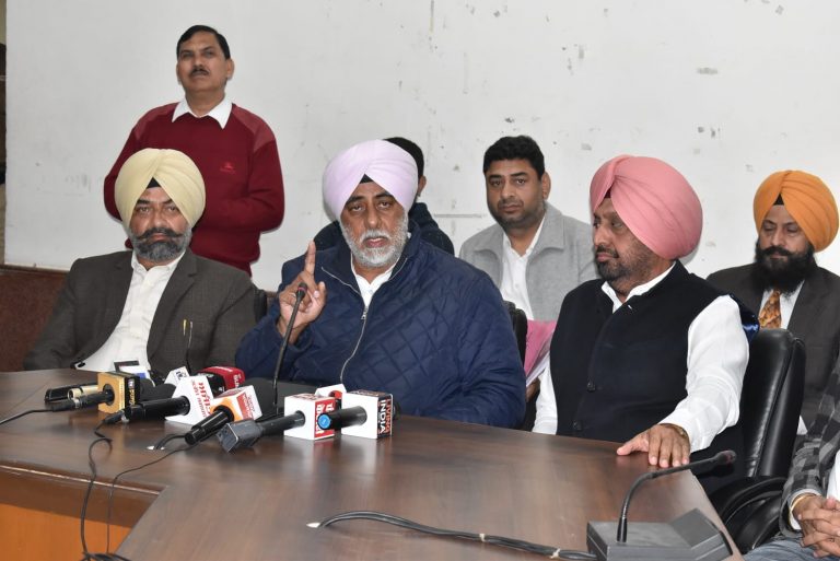 पंजाब सरकार किसानी संघर्ष में जिन्दगी गंवाने  वाले 122 ओर किसानों के पारिवारिक सदस्यों को देगी नौकरी: रणदीप सिंह नाभा