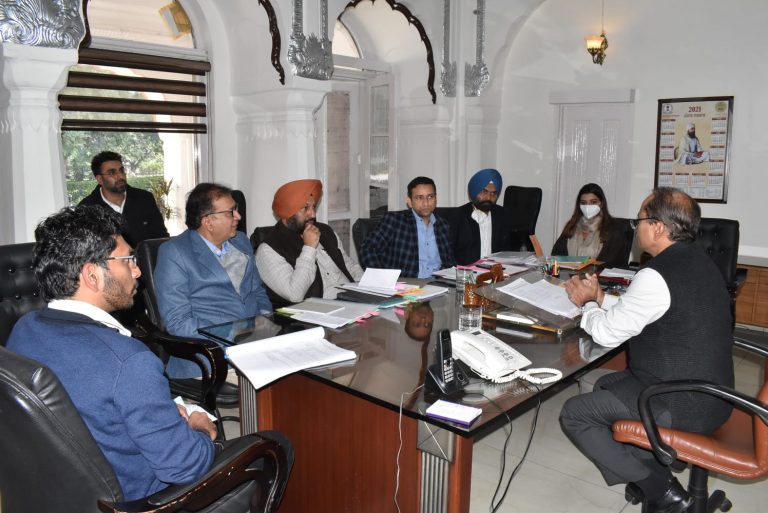 ਰੋਲ ਅਬਜ਼ਰਵਰ ਵੱਲੋਂ ਵੋਟਰ ਸੂਚੀਆਂ ਸਬੰਧੀ ਪ੍ਰਾਪਤ ਦਾਅਵੇ ਤੇ ਇਤਰਾਜ਼ਾਂ ਦਾ ਨਿਪਟਾਰਾ 20 ਦਸੰਬਰ ਤੱਕ ਕਰਨ ਦੀਆਂ ਦਿੱਤੀਆਂ ਹਦਾਇਤਾਂ