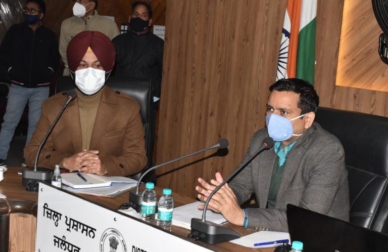 ज़िले के सभी 1881 सर्विस वोटरों की चुनाव में भागीदारी इलैकट्रानिक ट्रांसमिटिड पोस्टल बैलट सिस्टम से यकीनी बनाई जायेगी: घनश्याम थोरी