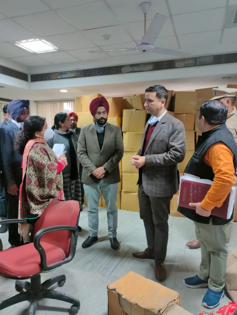 DC INSPECTS WORKING OF RETURNING OFFICERS, REVIEWS POLL PREPAREDNESS