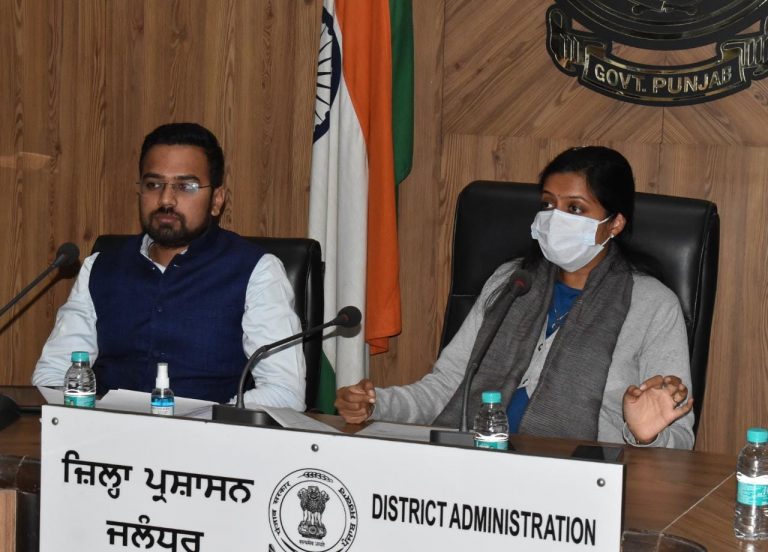 प्रशासन की तरफ से प्राईवेट स्कूलों को 15 -18 वर्ष आयु वर्ग के सभी योग्य विद्यार्थियों का समय पर  टीकाकरण यकीनी बनाने के निर्देश