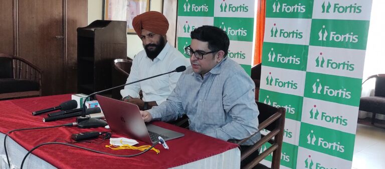 दो बार के कॉमनवेल्थ खेलों के पदक विजेता प्रभपाल सिंह का फोर्टिस मोहाली में एडवांस्ड हाइब्रिड एसीएल सर्जरी के साथ सफलतापूर्वक इलाज किया गया