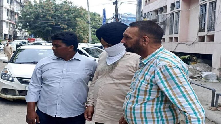 विजिलेंस ने लुधियाना इंप्रूवमेंट ट्रस्ट की EO और क्लर्क को किया गिरफ्तार; 5 लाख की रिश्वत लेने का आराेप