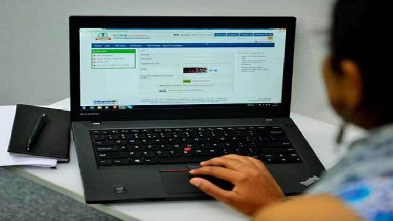 ITR Filing : अगर भूल गए हैं आयकर पोर्टल का पासवर्ड तो ऐसे करें रीसेट