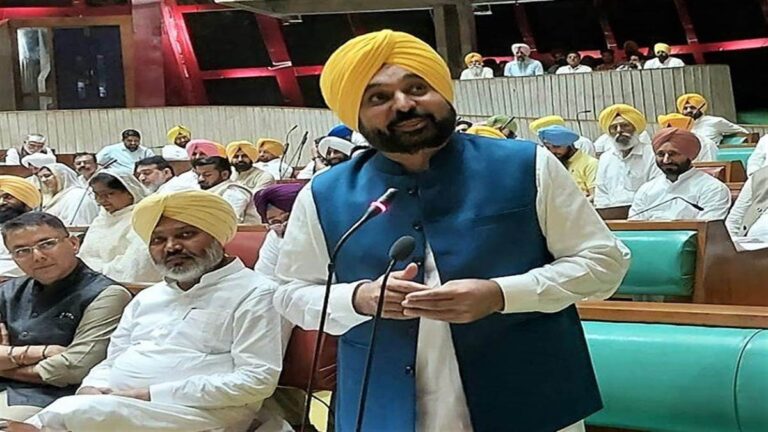 Punjab Politics: सदन में हंगामे के बीच भगवंत मान सरकार ने जीता विश्वास मत, पक्ष में पड़े 93 वोट