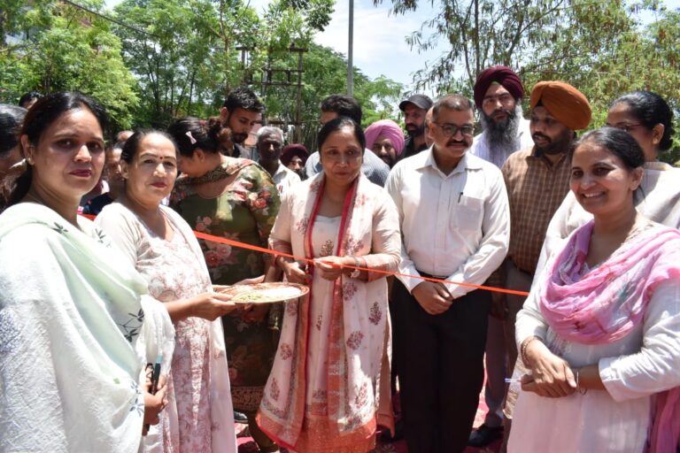 डा. बलजीत कौर ने पंजाब के पहले वर्किंग वुमेन होस्टल का नींव पत्थर रखा