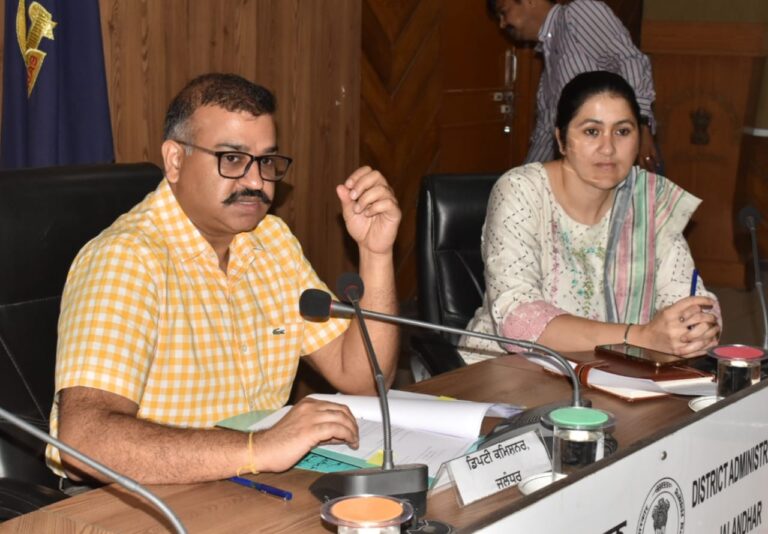 गैरसंगठित क्षेत्र को सस्ती बीमा योजनाओं का लाभ मिलना सुनिश्चित किया जाए- अतिरिक्त डिप्टी कमिश्नर