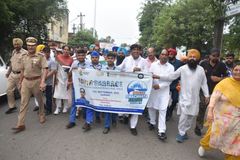 शहर को स्वच्छ व सुंदर बनाने के लिए शहर वासी एकजुटता के साथ करें सहयोग: ब्रम शंकर जिंपा