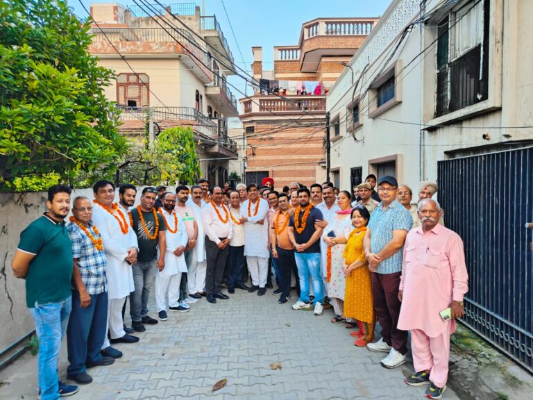 12 लाख की लागत से वार्ड 32 में होगा सीवेज समस्या का स्थायी समाधान : ब्रम शंकर जिम्पा