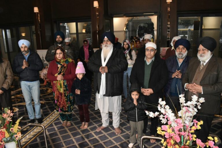 डिप्टी कमिश्नर ने लोगों को नए साल की बधाई दी