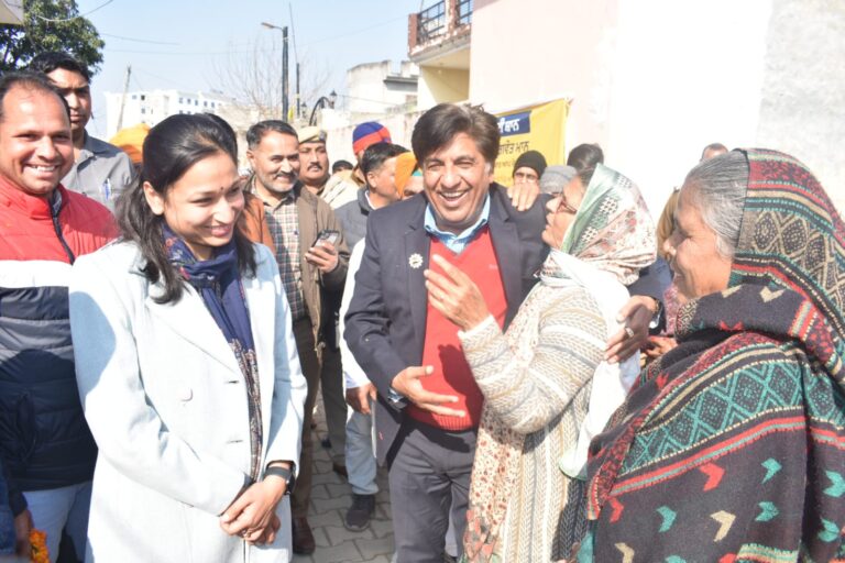 ‘आप दी सरकार आप दे दुआर’