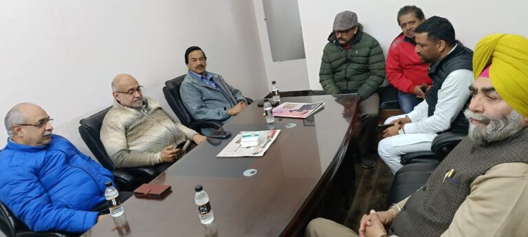 आप सरकार की जुमलेबाजी से लोग हताष : खन्ना