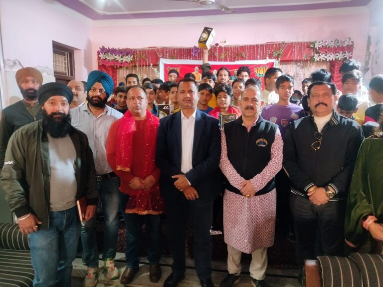 देश का नाम रोशन करने वाले खिलाड़ियों के साथ भाजपा मजबूती से खड़ी है: राकेश महाजन