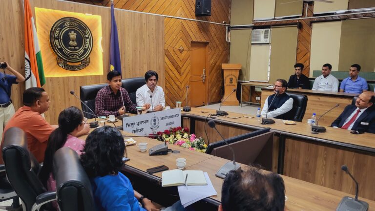 युवाओं को मताधिकार के लिए प्रोत्साहित करने में होटल/रेस्तरां आगे आए